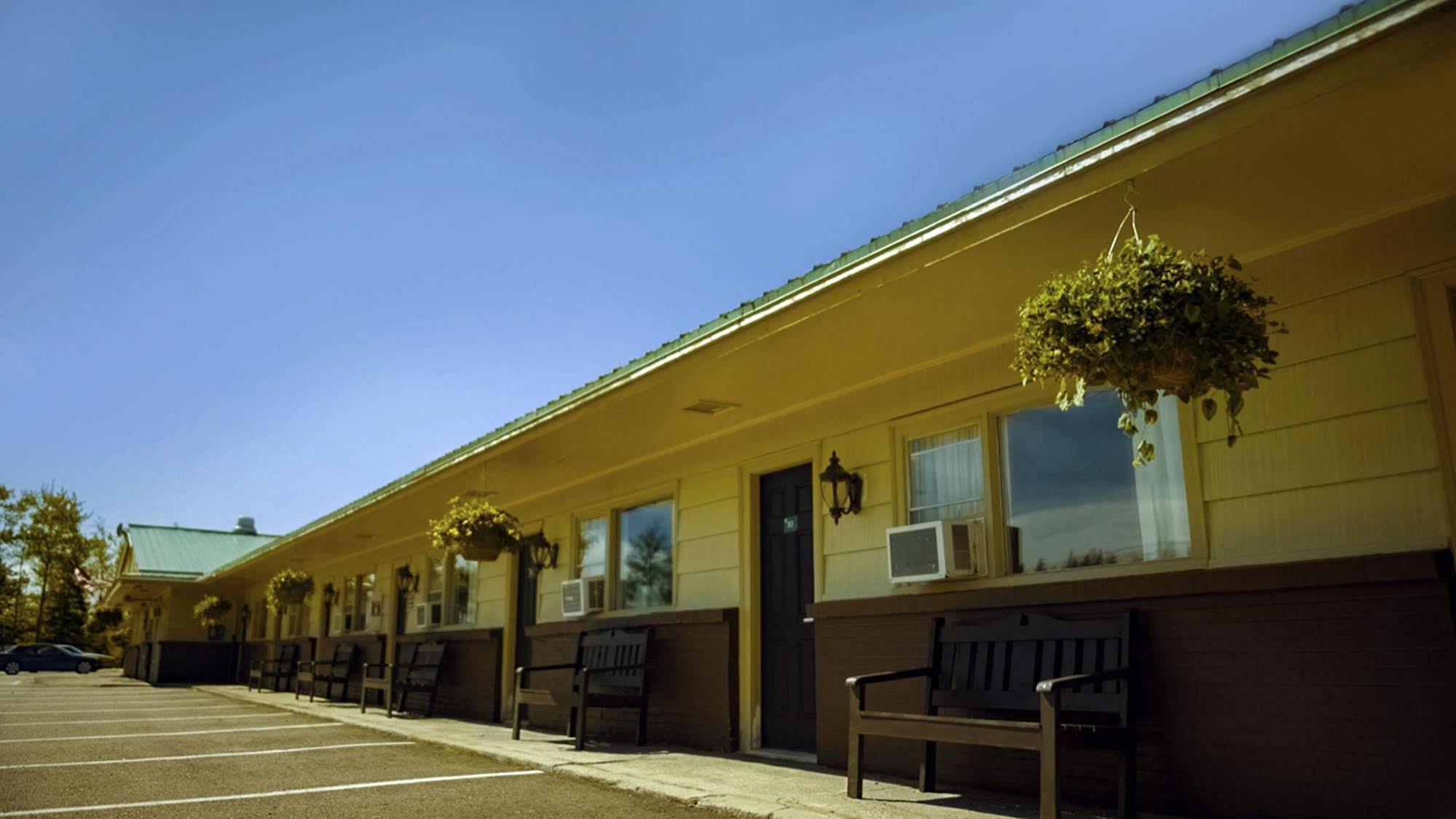 Hearthstone Inn - Port Hastings Exterior photo